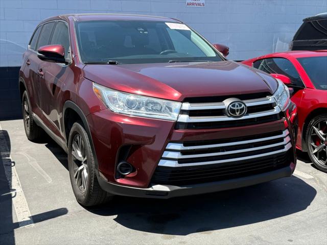 2019 Toyota Highlander LE