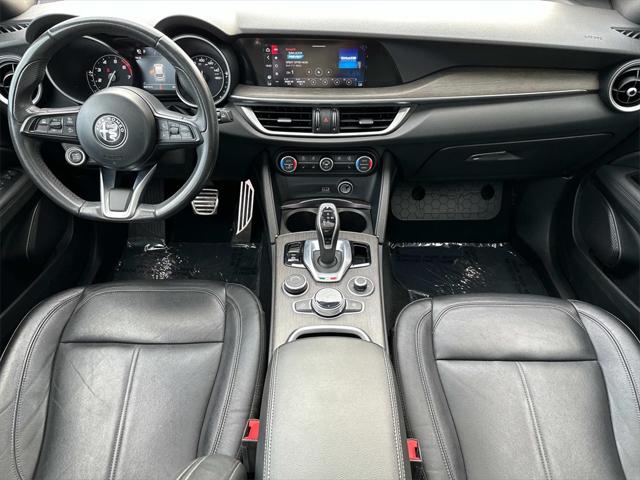 2022 Alfa Romeo Stelvio Ti AWD