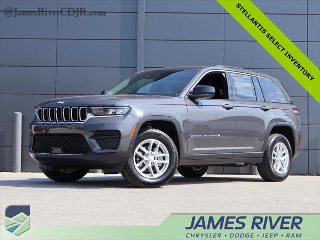 2025 Jeep Grand Cherokee GRAND CHEROKEE LAREDO X 4X4