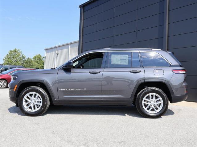 2025 Jeep Grand Cherokee GRAND CHEROKEE LAREDO X 4X4