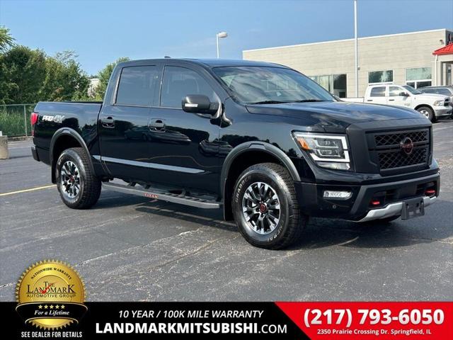 2024 Nissan TITAN Crew Cab PRO-4X 4x4
