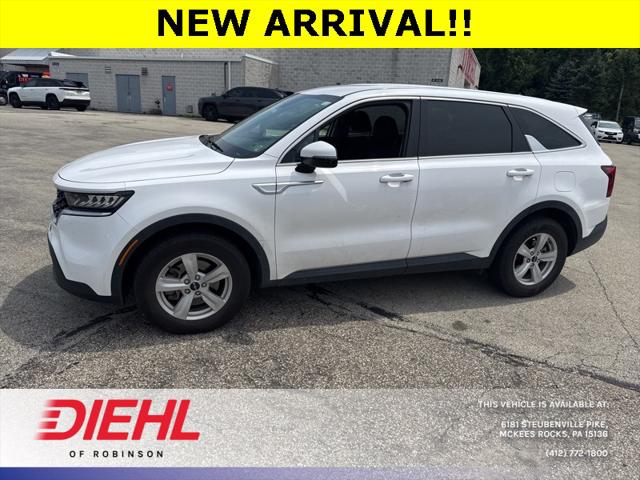 2022 Kia Sorento LX