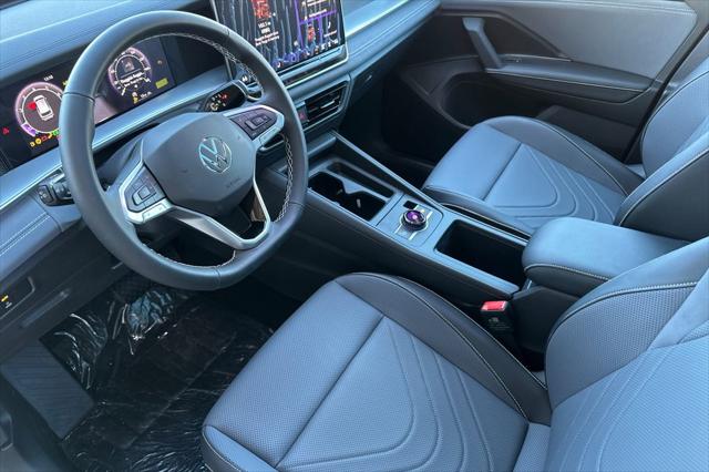 2025 Volkswagen Tiguan 2.0T SE
