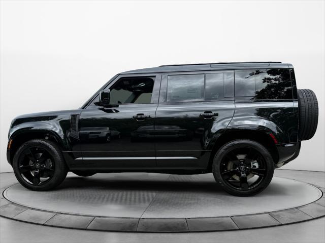 2025 Land Rover Defender 110 P400 X-Dynamic SE