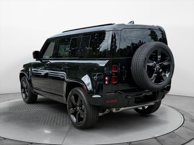 2025 Land Rover Defender 110 P400 X-Dynamic SE