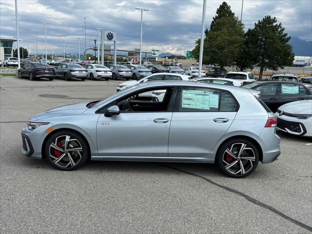 2025 Volkswagen Golf GTI 2.0T SE