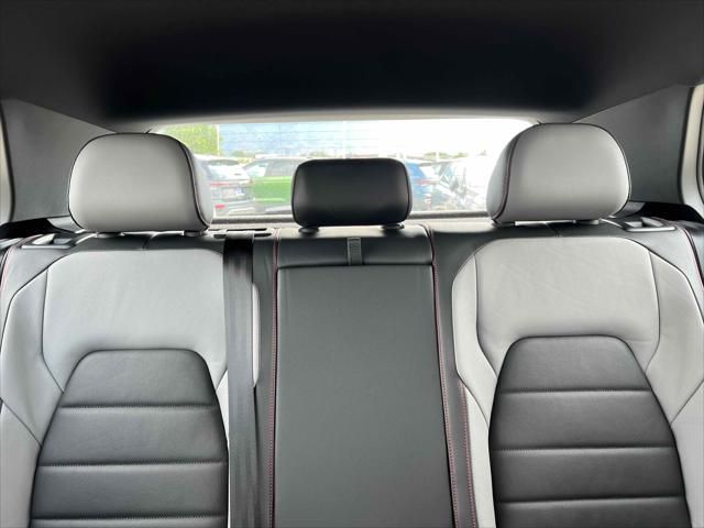 2025 Volkswagen Golf GTI 2.0T SE
