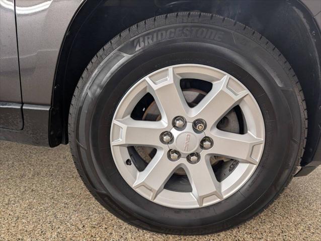 2015 GMC Acadia SLE-2