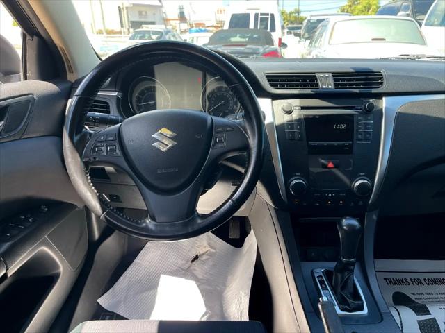 2012 Suzuki Kizashi SE