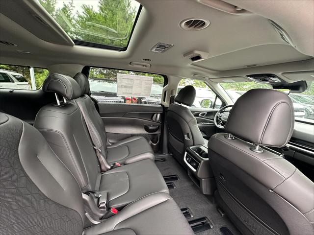 2026 Kia Carnival SX