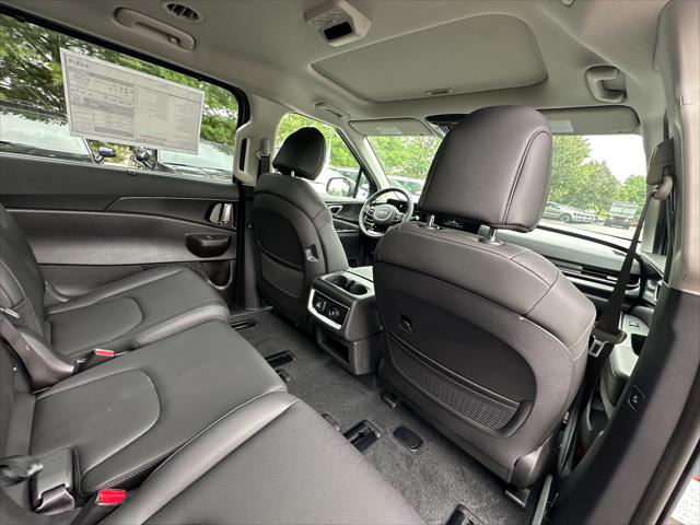 2026 Kia Carnival SX