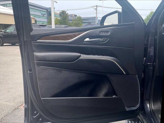 2023 Cadillac Escalade 4WD Sport Platinum