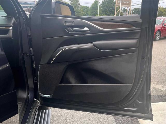 2023 Cadillac Escalade 4WD Sport Platinum