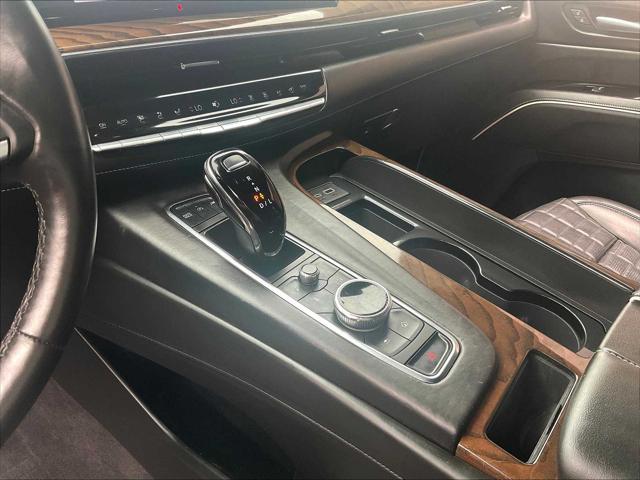 2023 Cadillac Escalade 4WD Sport Platinum