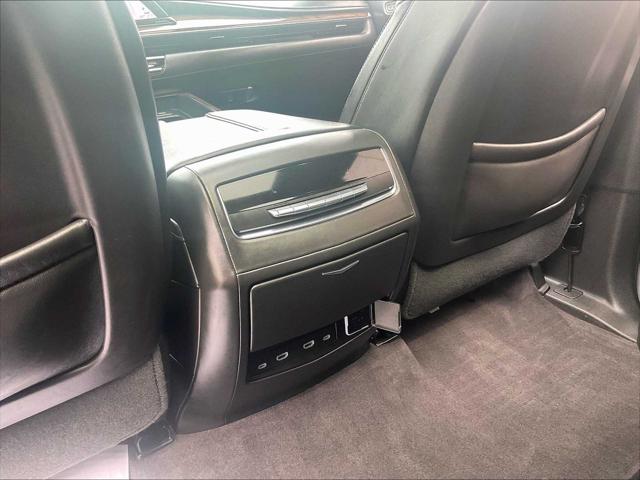 2023 Cadillac Escalade 4WD Sport Platinum