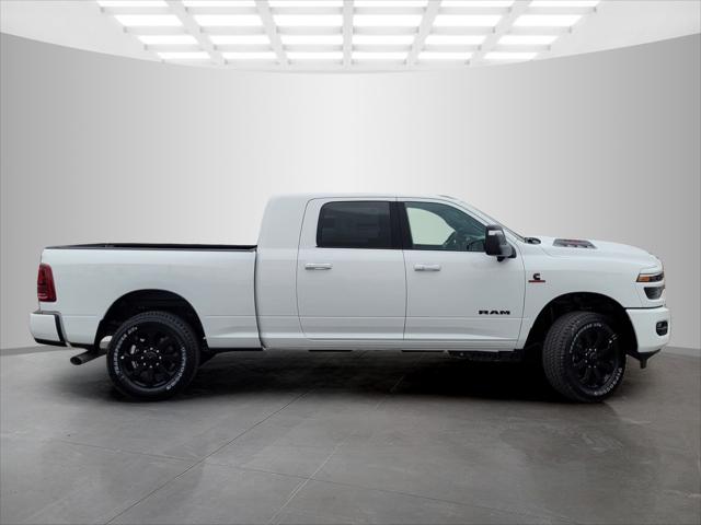 2026 RAM Ram 3500 RAM 3500 LARAMIE MEGA CAB 4X4 64 BOX 2026 RAM Ram 3500 RAM 3500 LARAMIE MEGA CAB 4X4 64 BOX