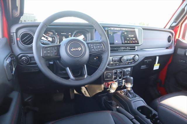 2025 Jeep Gladiator GLADIATOR RUBICON X 4X4