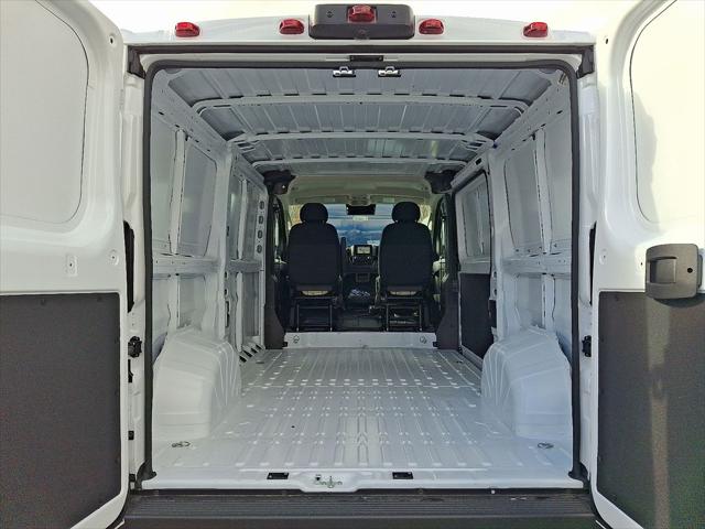 2026 Ram ProMaster Cargo Van Tradesman Low Roof 136" WB w/Pass Seat