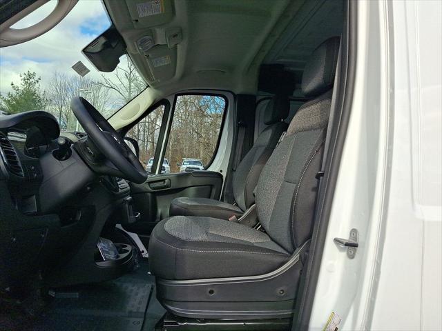 2026 Ram ProMaster Cargo Van Tradesman Low Roof 136" WB w/Pass Seat