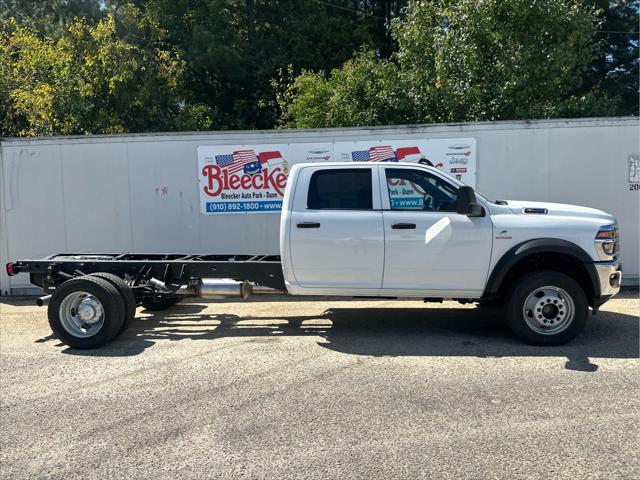 2026 RAM Ram 4500 Chassis Cab RAM 4500 TRADESMAN CHASSIS CREW CAB 4X4 84 CA