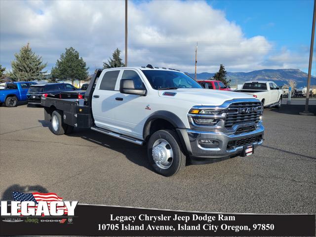 2026 RAM Ram 5500 Chassis Cab RAM 5500 TRADESMAN CHASSIS CREW CAB 4X4 84 CA