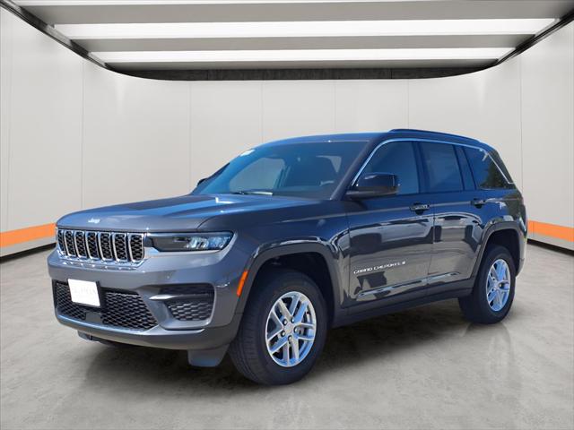 2025 Jeep Grand Cherokee GRAND CHEROKEE LAREDO X 4X2
