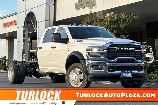 2026 RAM 5500 Chassis RAM 5500 TRADESMAN CHASSIS CREW CAB 4X4 84 CA