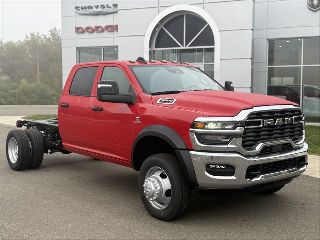 2026 RAM Ram 5500 Chassis Cab RAM 5500 TRADESMAN CHASSIS CREW CAB 4X4 84 CA
