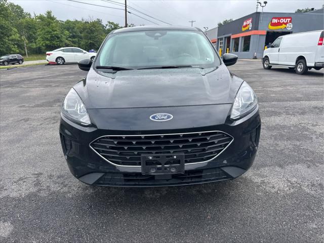 2022 Ford Escape SE Hybrid