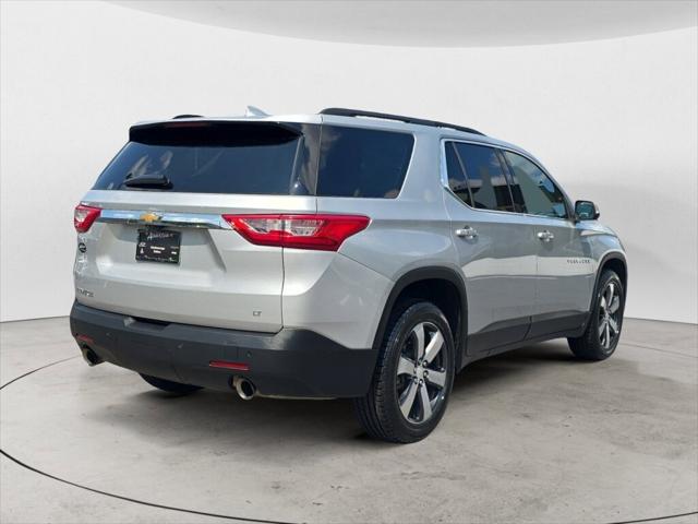 2021 Chevrolet Traverse FWD LT Leather