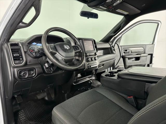 2022 RAM 2500 Tradesman Regular Cab 4x4 8 Box 2022 RAM 2500 Tradesman Regular Cab 4x4 8 Box