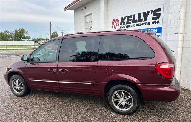 2002 Chrysler Town and Country Limited