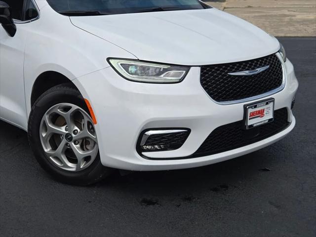 2024 Chrysler Pacifica Limited AWD
