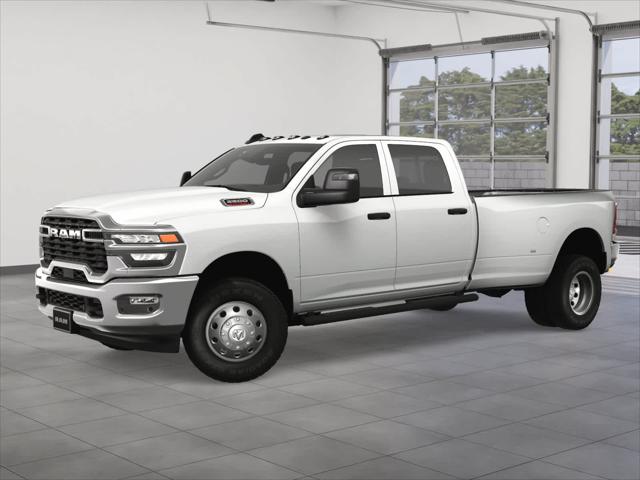 2025 RAM Ram 3500 RAM 3500 TRADESMAN CREW CAB 4X4 8 BOX 2025 RAM Ram 3500 RAM 3500 TRADESMAN CREW CAB 4X4 8 BOX