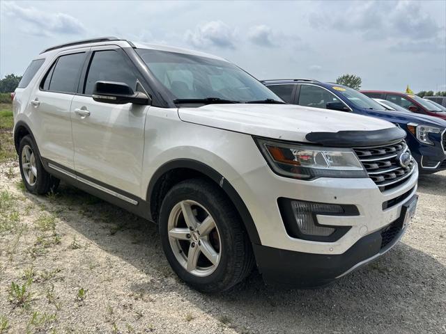 2017 Ford Explorer XLT 2017 Ford Explorer XLT