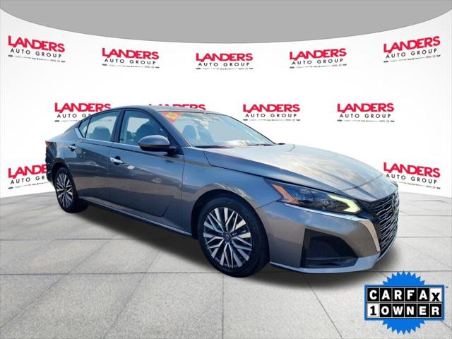 2023 Nissan Altima SV FWD