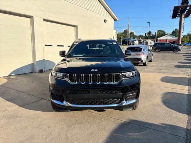 2025 Jeep Grand Cherokee GRAND CHEROKEE L LAREDO X 4X4