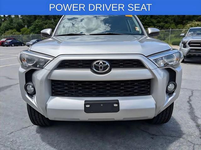 2019 Toyota 4Runner SR5 2019 Toyota 4Runner SR5
