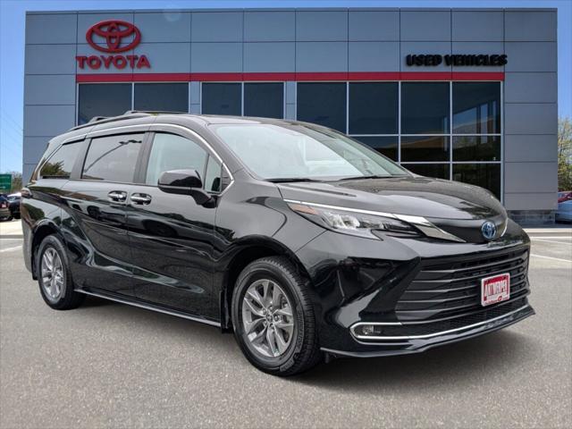 2024 Toyota Sienna XLE
