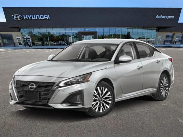 2023 Nissan Altima SV FWD