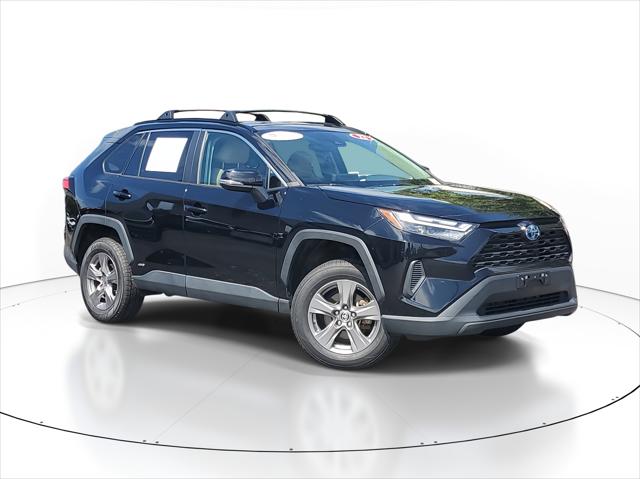 2022 Toyota RAV4 Hybrid XLE