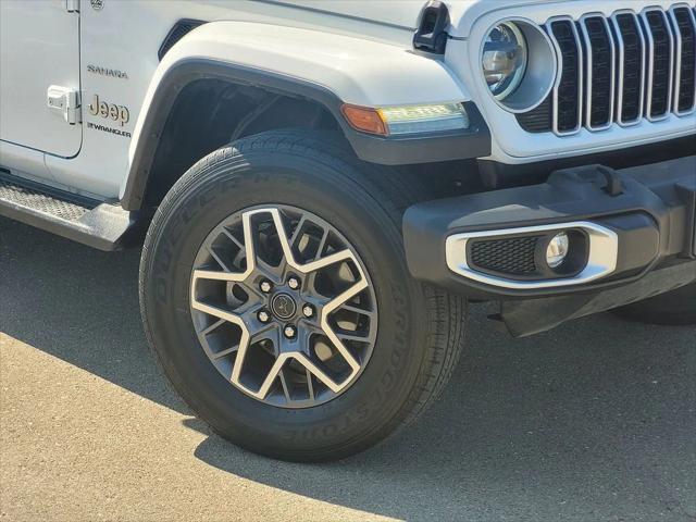 2024 Jeep Wrangler 4-Door Sahara 4x4