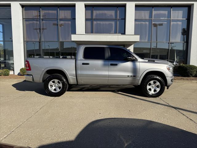 2019 RAM 1500 Laramie Crew Cab 4x4 57 Box 2019 RAM 1500 Laramie Crew Cab 4x4 57 Box