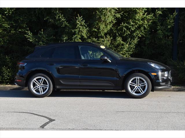 2021 Porsche Macan Base (PDK) 2021 Porsche Macan Base (PDK)