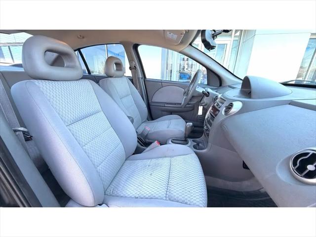 2007 Saturn Ion 2