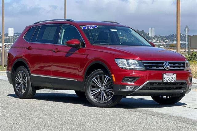 2019 Volkswagen Tiguan 2.0T SEL 2019 Volkswagen Tiguan 2.0T SEL