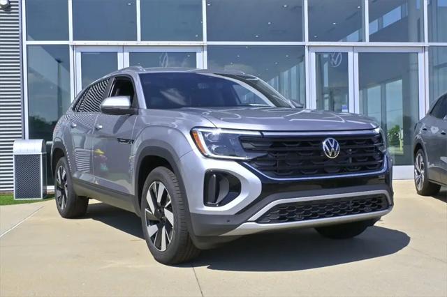 2026 Volkswagen Atlas Cross Sport SE with Technology