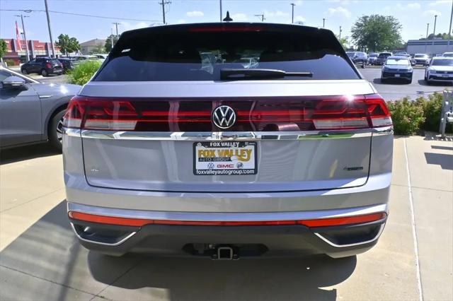 2026 Volkswagen Atlas Cross Sport SE with Technology