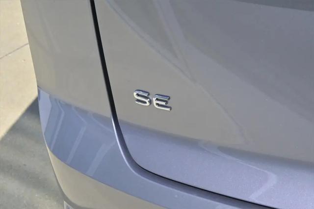2026 Volkswagen Atlas Cross Sport SE with Technology