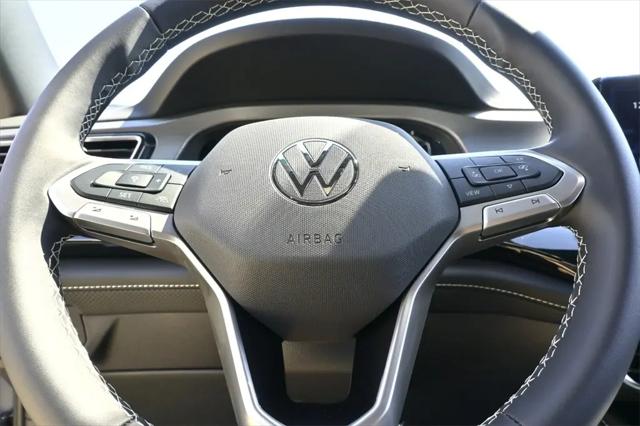 2026 Volkswagen Atlas Cross Sport SE with Technology
